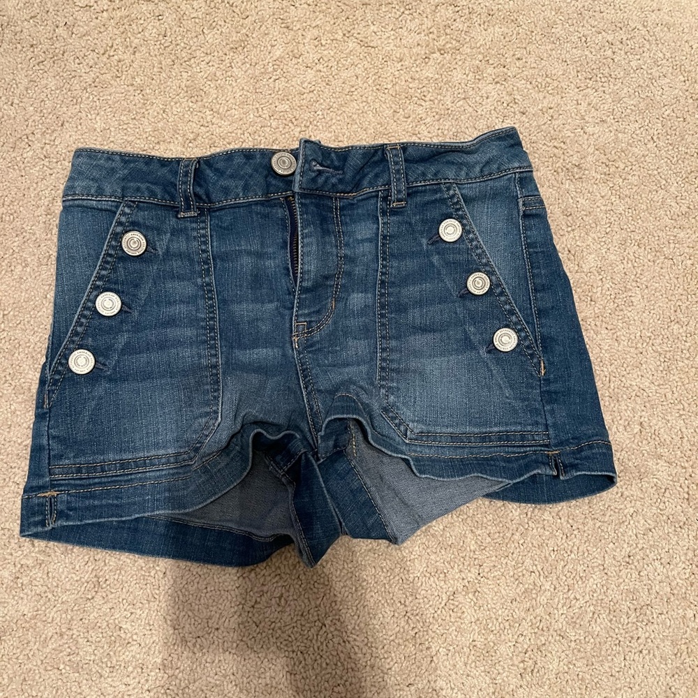 So women’s jean shorts